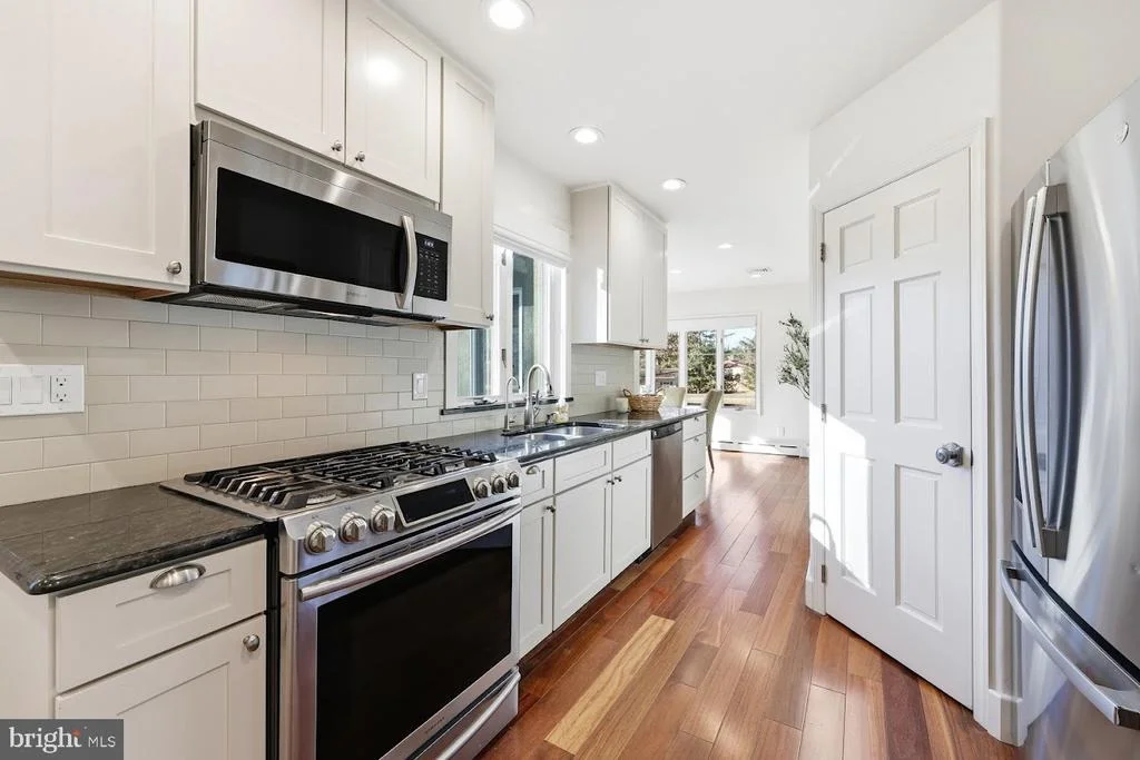 Photo of 862 CENTRAL AVENUE