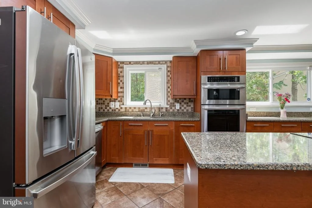 Photo of 15919 FAIRWAY DRIVE
