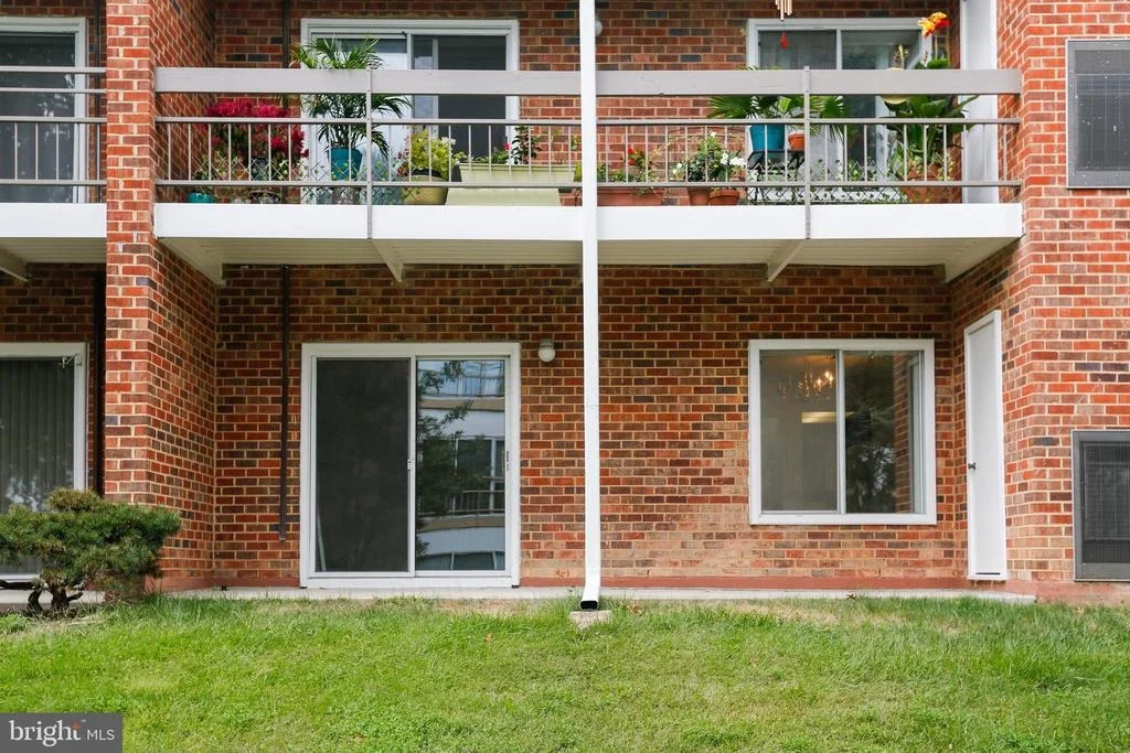 Photo of Unit 161E at 3510 FOREST EDGE DRIVE