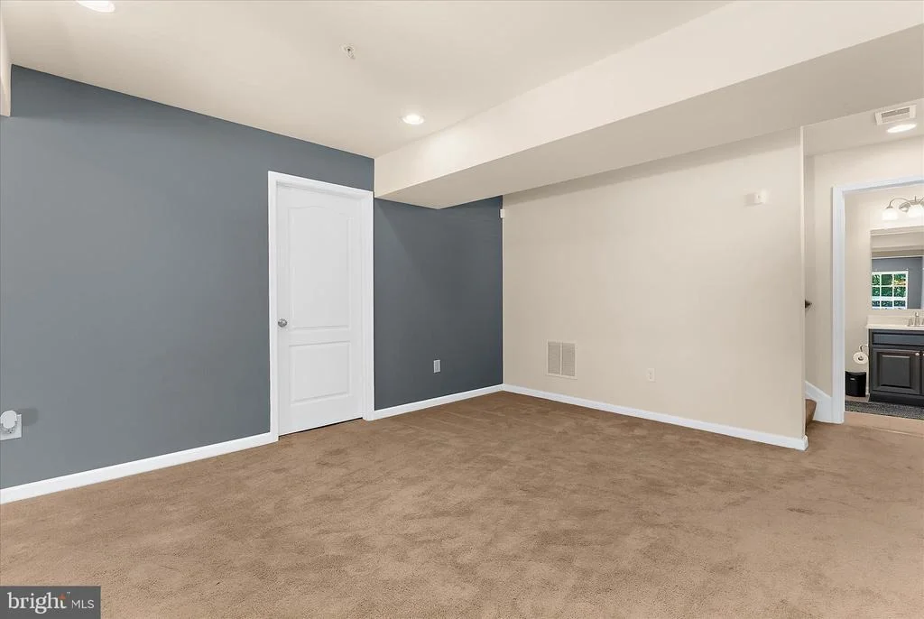 Photo of 7807 STONEBRIAR DRIVE