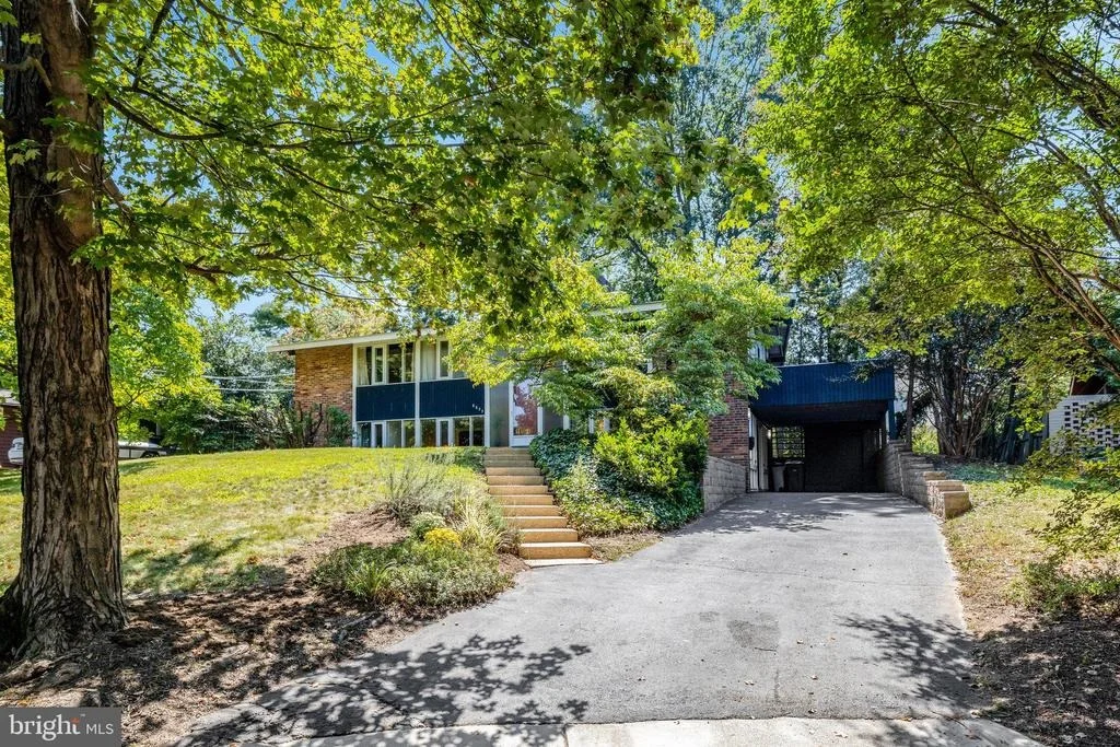 Photo of 6655 CHILTON COURT