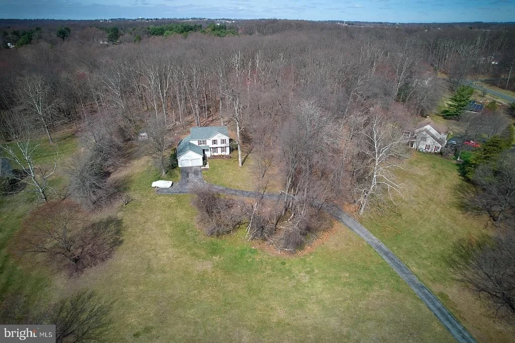 Photo of 8000 SENECA VIEW DRIVE