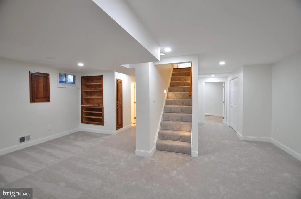 Photo of 7421 BRENISH DRIVE