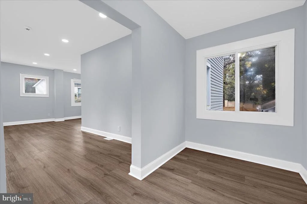 Photo of 726 HIGHWOOD DRIVE