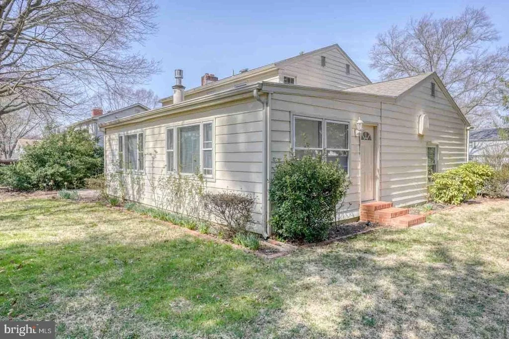 Photo of 74 S FAIRFIELD DRIVE