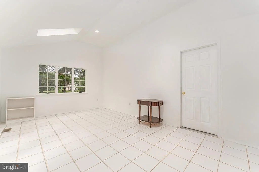 Photo of 1239 UPTON CIRCLE