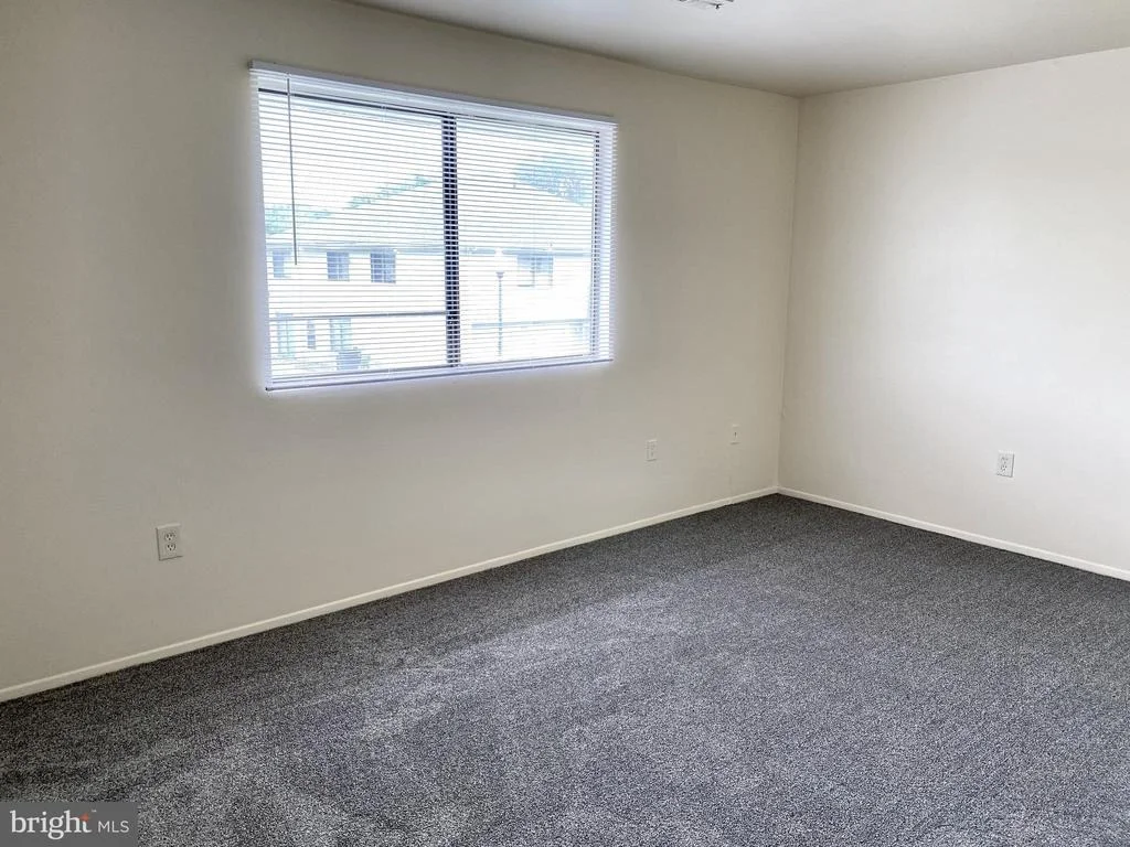 Photo of Unit 822D at 822 WINDSTREAM WAY