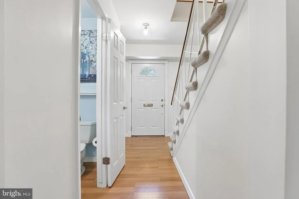 Photo of 1703 CROFTON PARKWAY