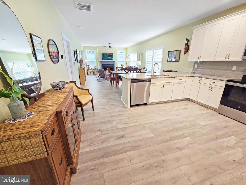 Photo of 33768 CATCHING COVE COURT
