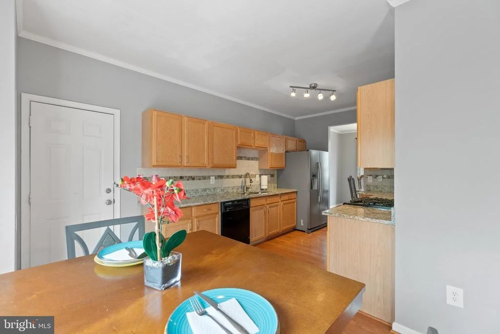Photo of 6912 VERSAILLE DRIVE