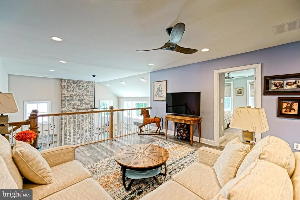 Photo of 33562 UNION CIRCLE