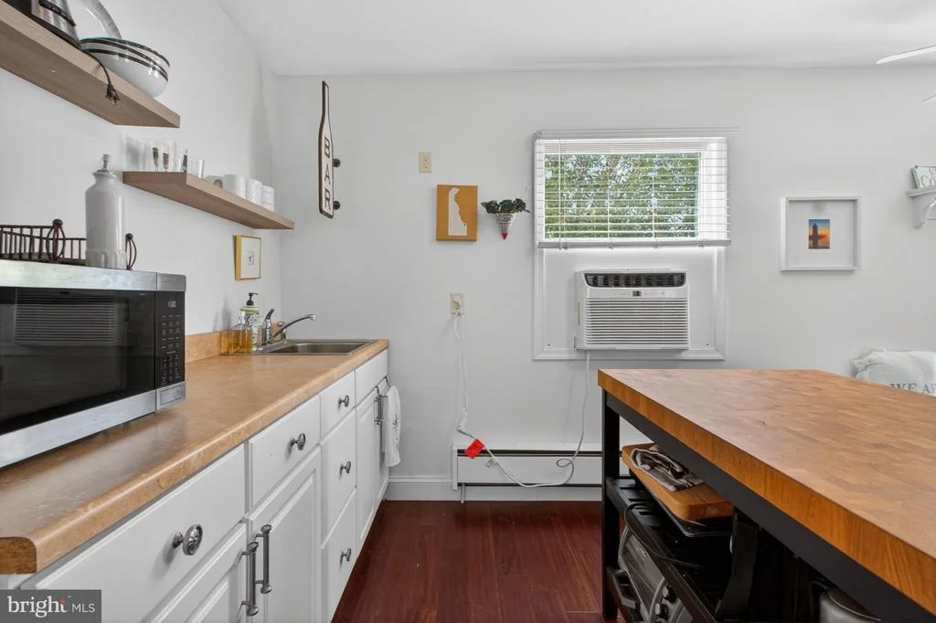 Photo of 829 SAVANNAH ROAD
