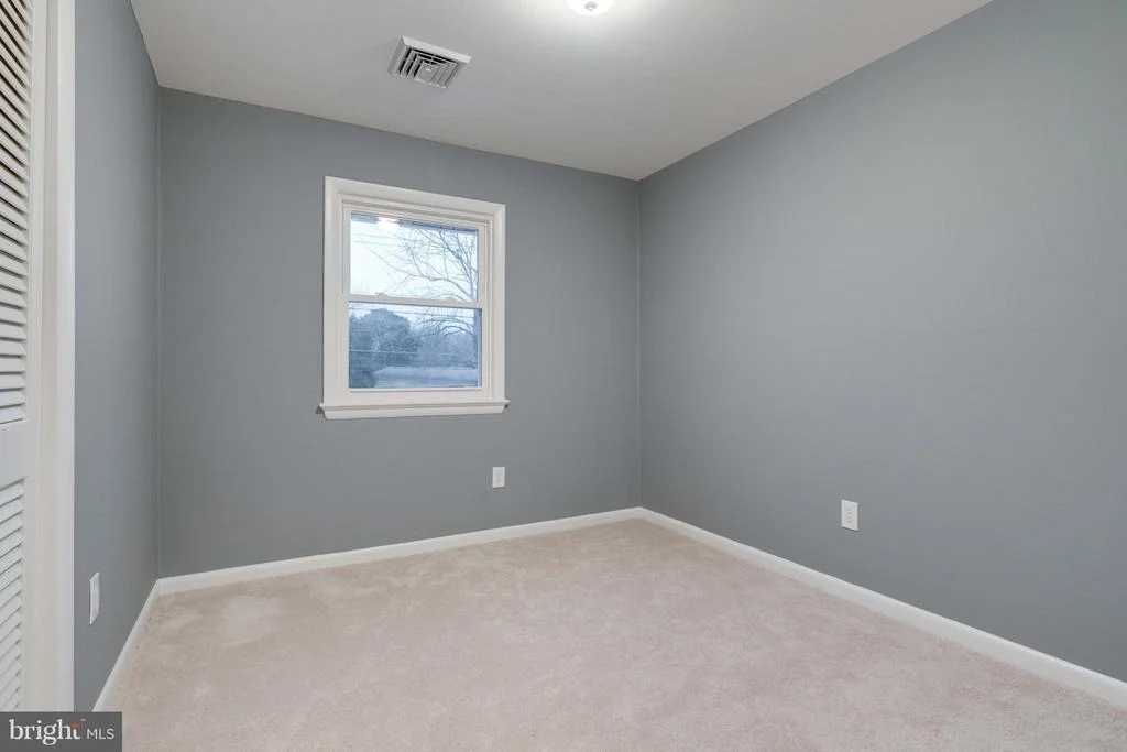 Photo of 7405 WALKER MILL ROAD