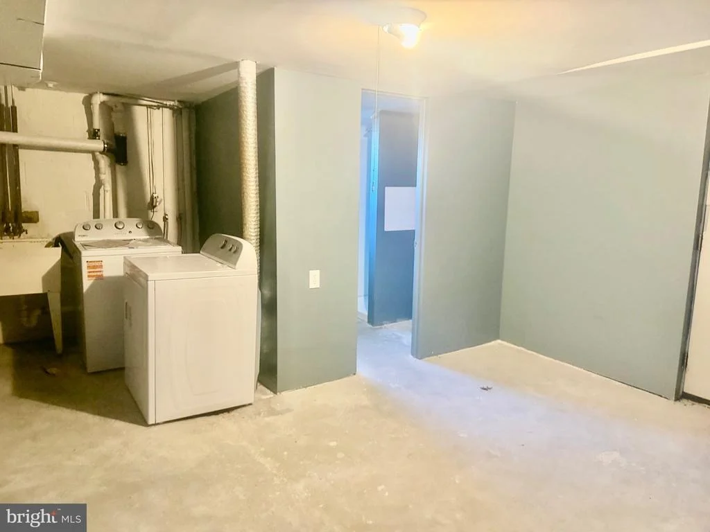 Photo of 6212 CARTERS LANE