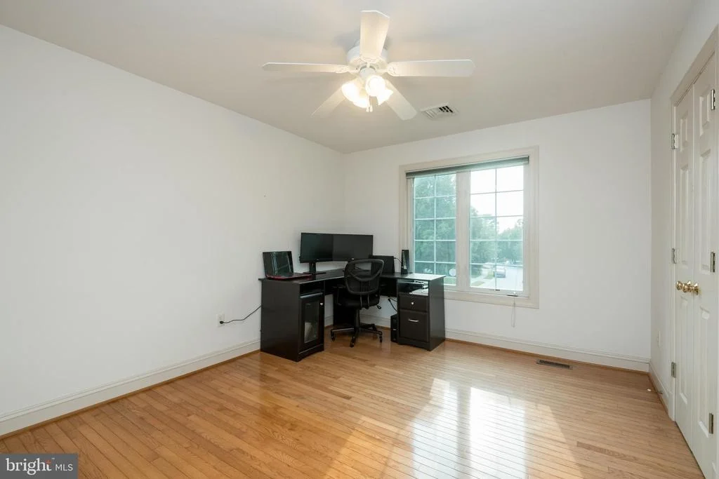 Photo of 5105 WELLINGHALL WAY