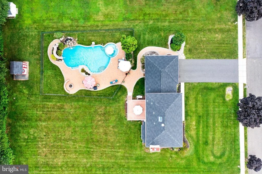 Photo of 10 TIMBER WOLF DRIVE
