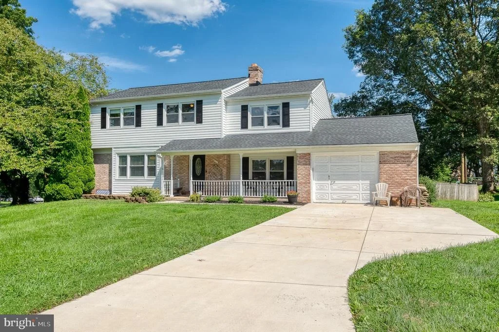 Photo of 625 FOXCROFT DRIVE