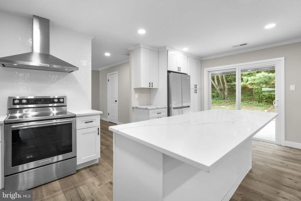 Photo of 12211 MALIN LANE