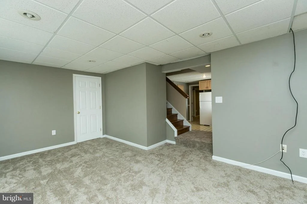 Photo of 18516 ROLLING ACRES WAY