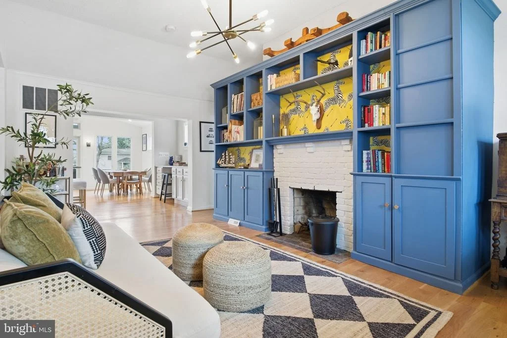 Photo of 1446 RIDGEWAY