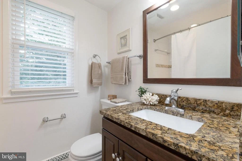 Photo of 10125 GLENMERE ROAD
