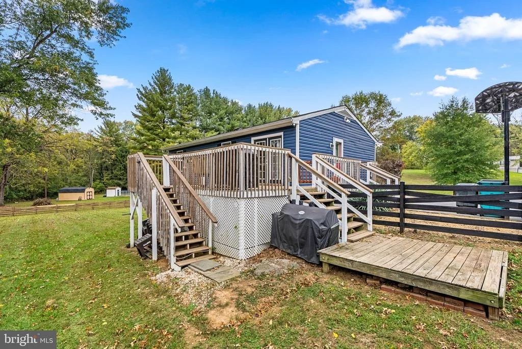 Photo of 7726 MCCLELLAN AVENUE