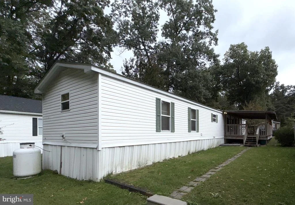 Photo of Unit TRLR21 at 578 TRIMBLE ROAD