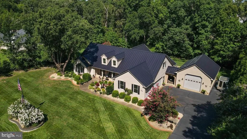 Photo of 25 HIDDEN HILLS DRIVE