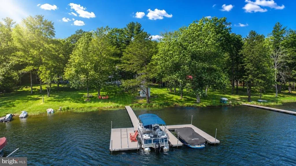Photo of 507 SHORELINE DRIVE