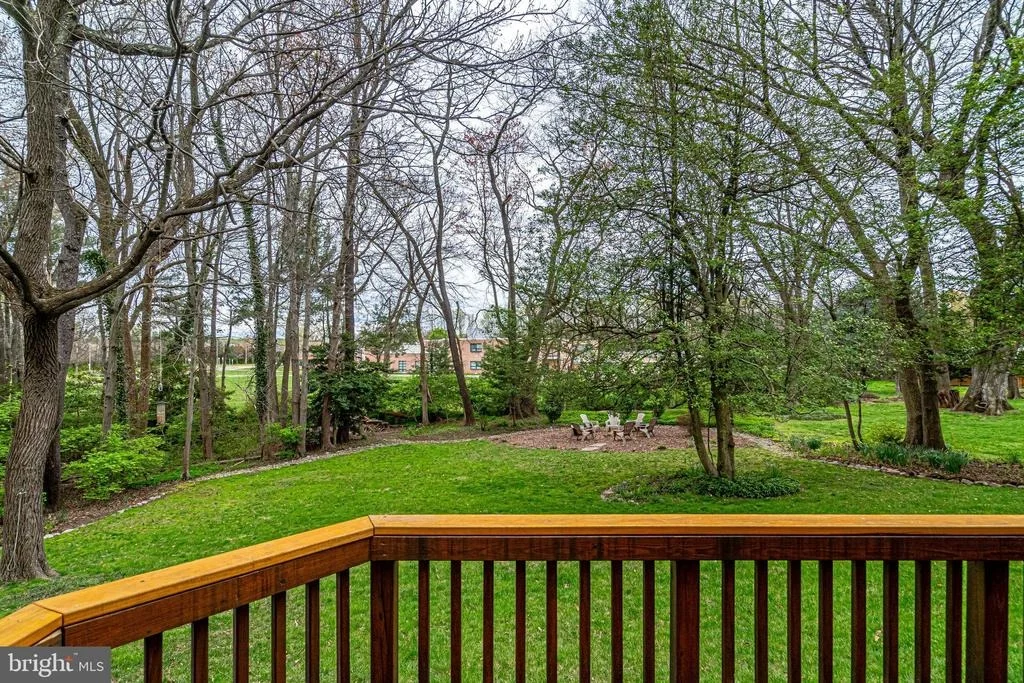 Photo of 9827 FIVE OAKS ROAD