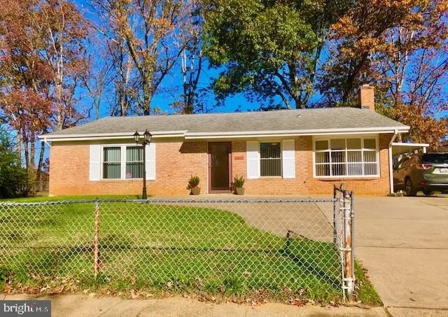 Photo of 1110 HAMLIN ROAD