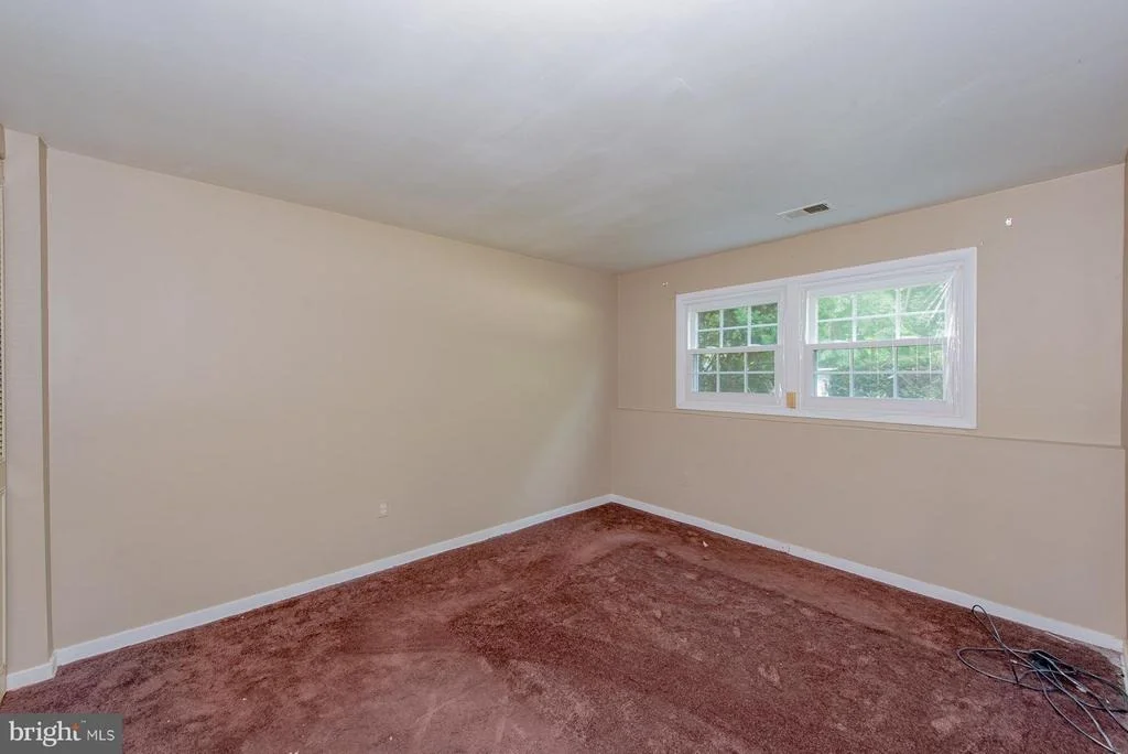 Photo of 9711 WINANDS ROAD