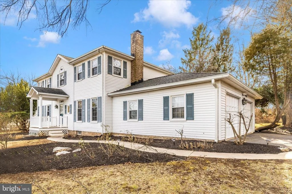 Photo of 5815 MEADOW DRIVE