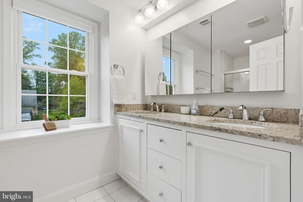 Photo of 1122 BETTSTRAIL WAY
