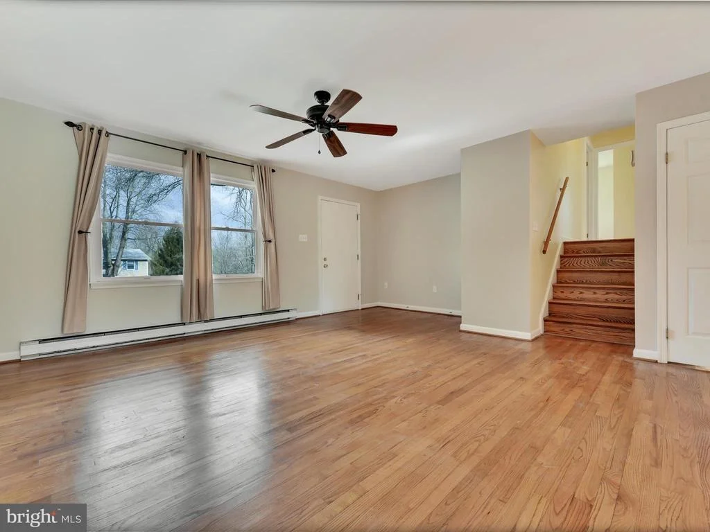 Photo of 7299 BEECHTREE LANE