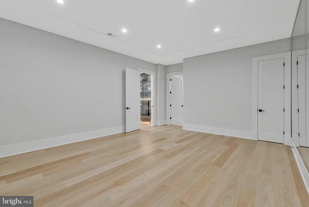 Photo of 744 LAWTON STREET