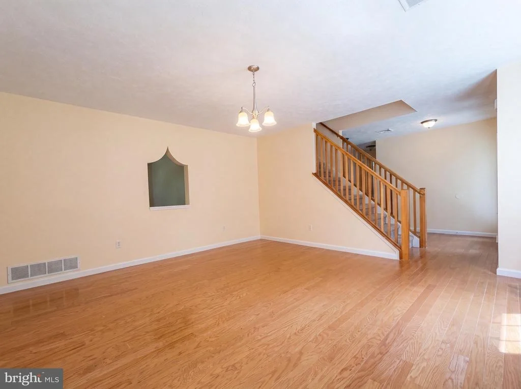 Photo of 814 CLEARVIEW DRIVE