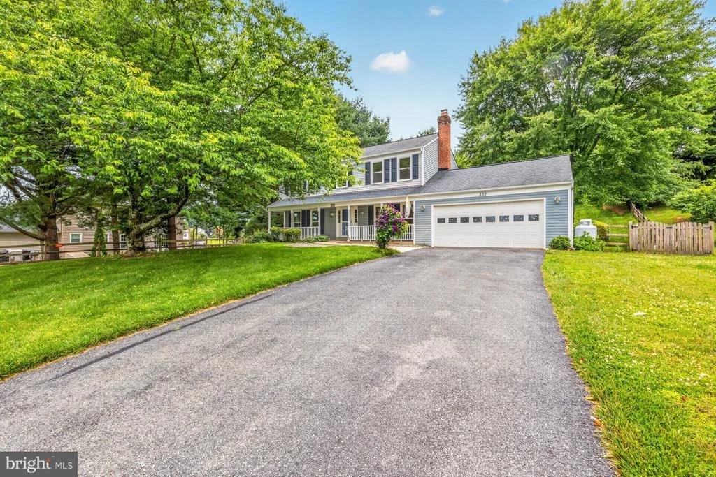 Photo of 302 SPRING GATE COURT