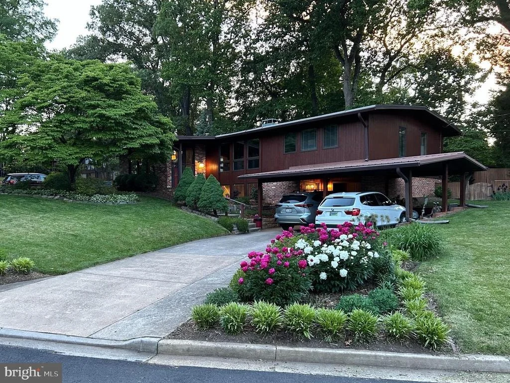 Photo of 3018 PINE SPRING ROAD