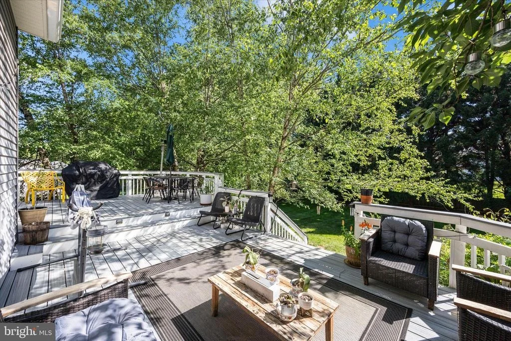 Photo of 22405 BROOK POINT WAY