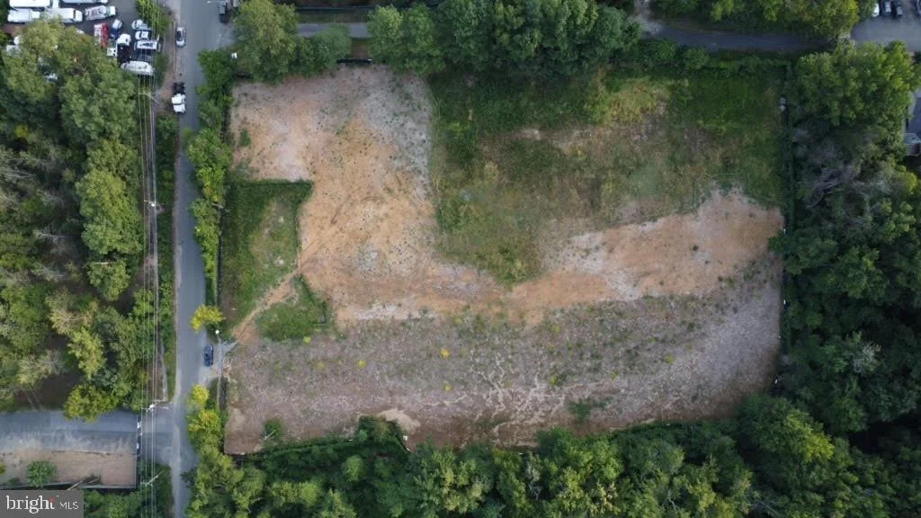 Photo of 7813 CINDER BED ROAD
