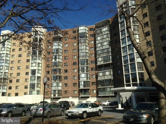 Photo of Unit 2824 at 15107 INTERLACHEN DRIVE