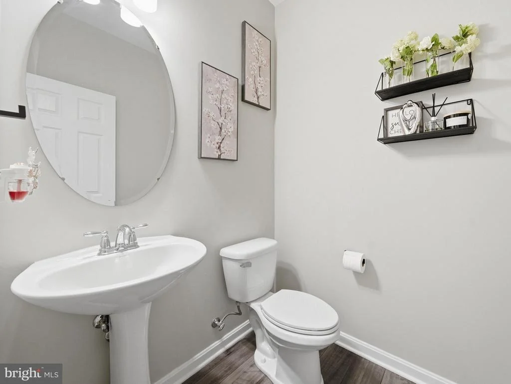 Photo of 23324 LINDSAY DRIVE