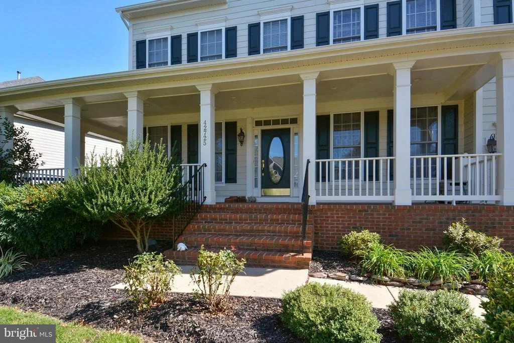 Photo of 42725 RIDGEWAY DRIVE