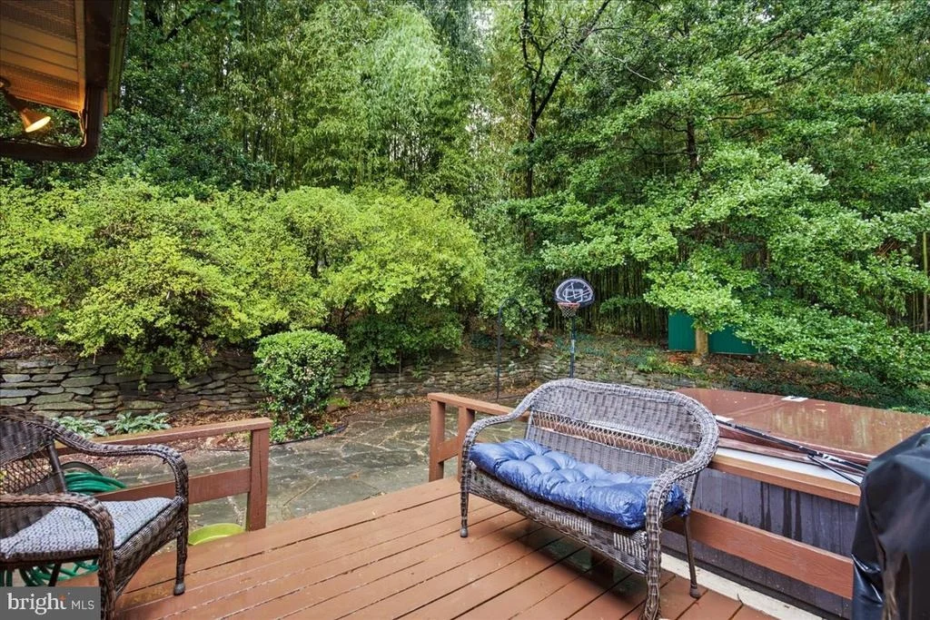 Photo of 10802 LOCKRIDGE DRIVE