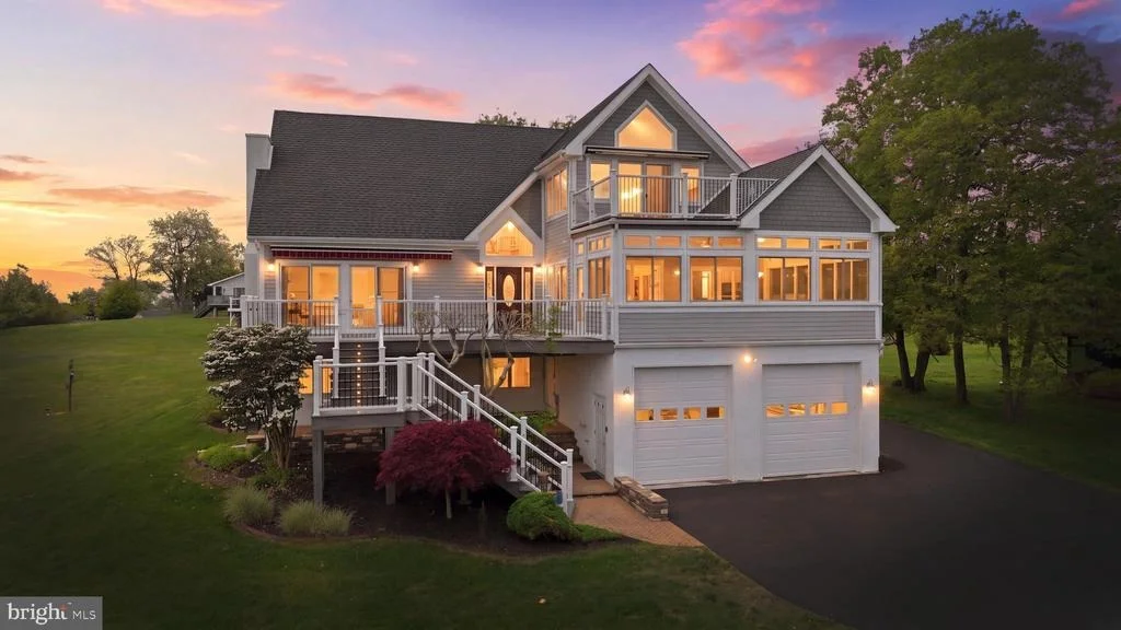 Photo of 160 CLIFFVIEW DRIVE