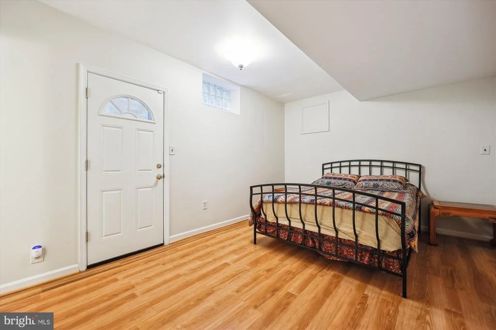 Photo of 15221 MIDDLEGATE ROAD