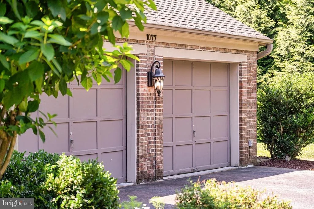 Photo of 1077 SPRING HILL ROAD