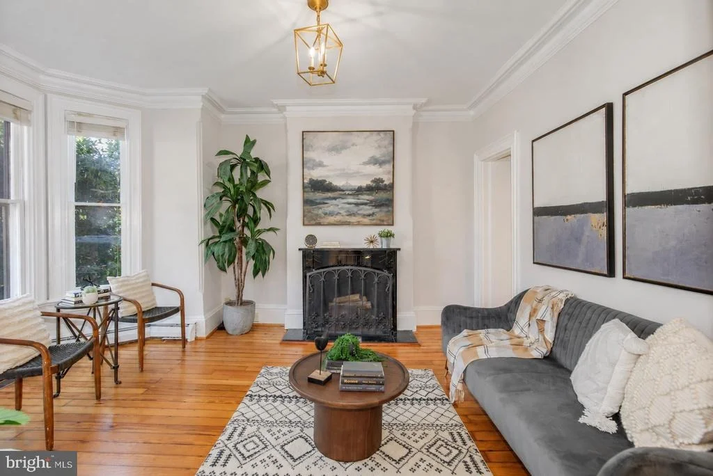Photo of 23 5TH STREET SE
