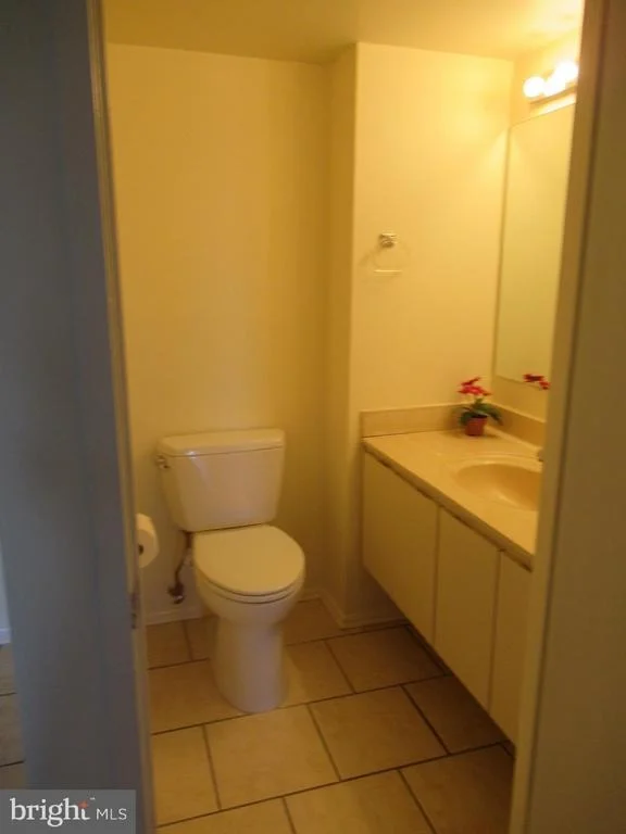 Photo of Unit 3821 at 15115 INTERLACHEN DRIVE